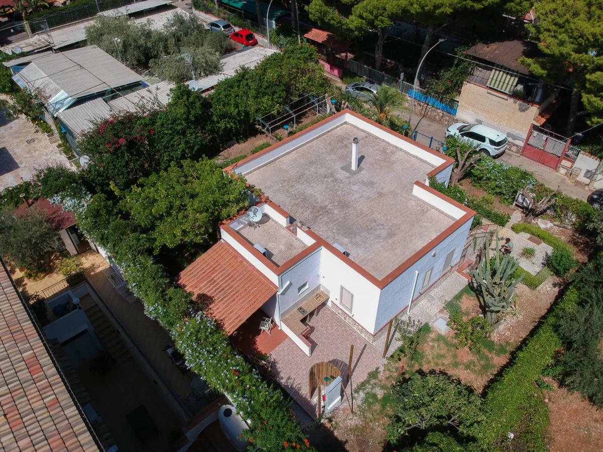 Вилла Isabel House Изола-делле-Феммине Экстерьер фото